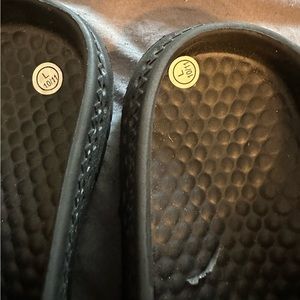 Men’s clogs